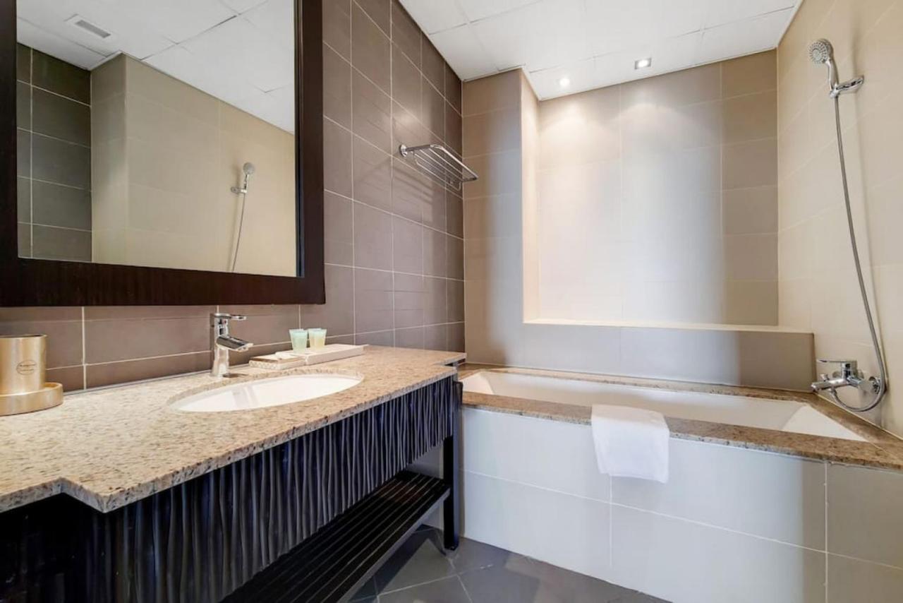 Royal Amwaj Residences North - Vibrant Two Bedroom Dubai Eksteriør bilde